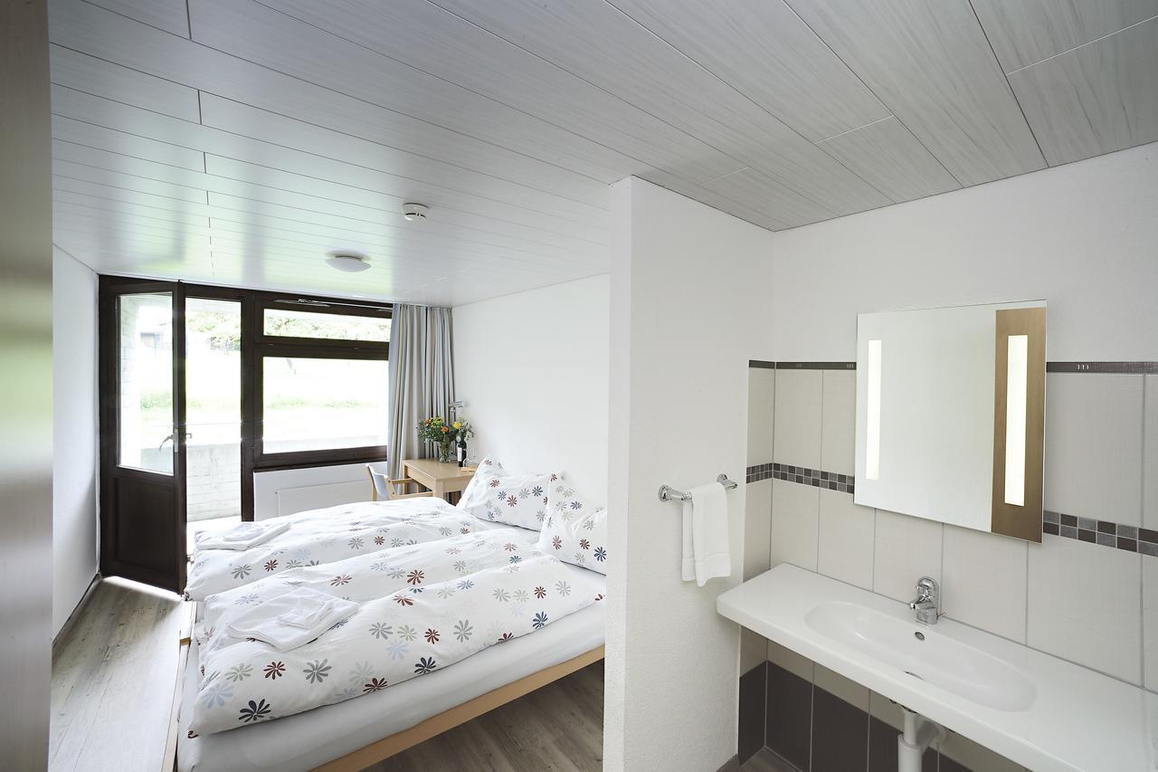 Centre De Sornetan Hotel Ngoại thất bức ảnh